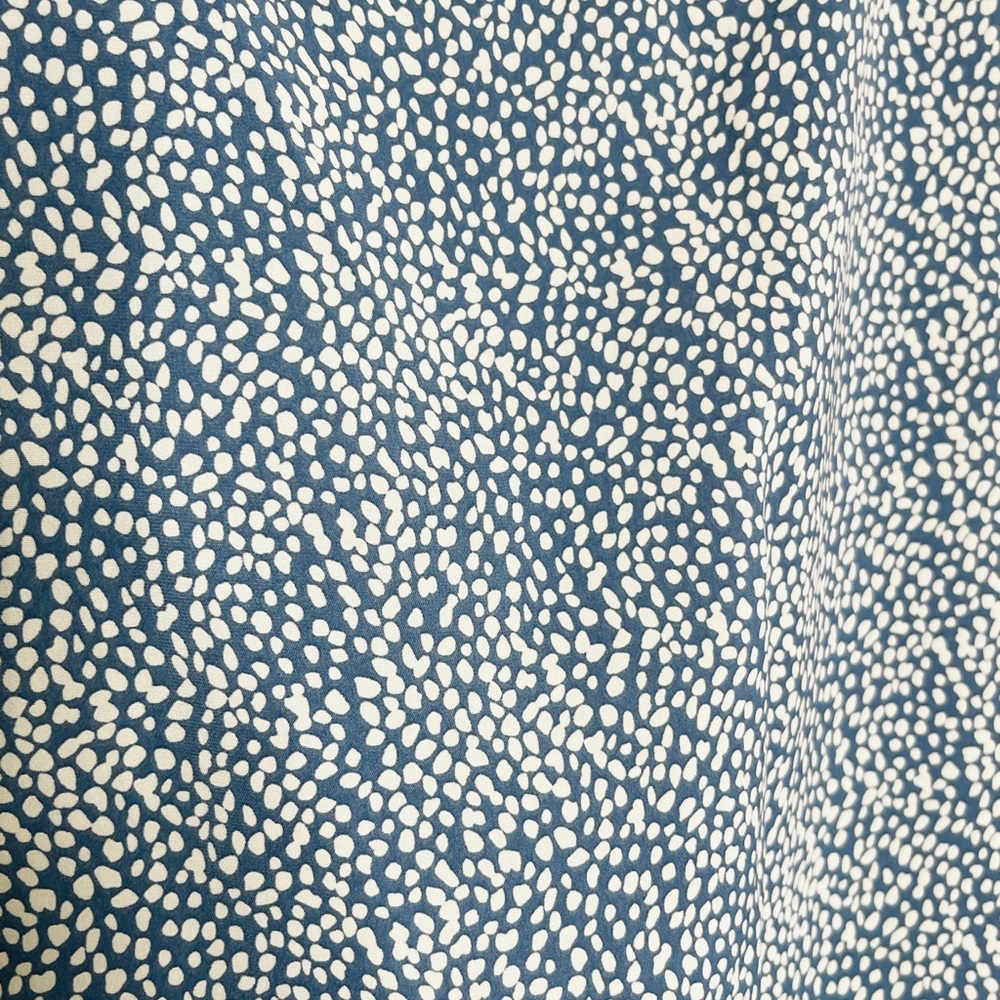 Women’s Angashion Blue Dot Print Blouse Casual Chic Short Sleeve Top Size Large - Picture 4 of 6